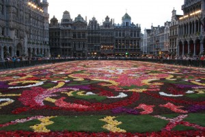 Alfombra de flores en Grote Markt. Autor doegox de Flickr.