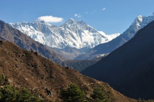 http://www.publicdomainpictures.net/view-image.php?image=68140&picture=montanas-del-himalaya